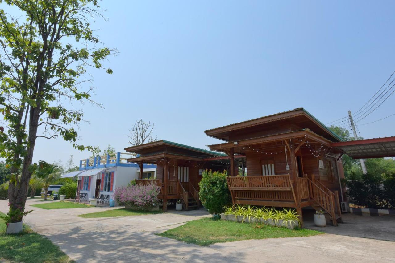 Chomduen Phu Kao Resort Non Sang Exterior foto