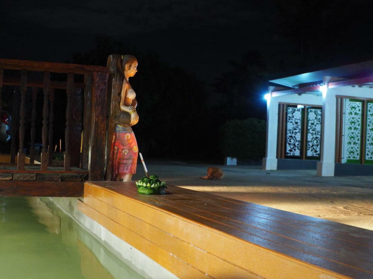 Chomduen Phu Kao Resort Non Sang Exterior foto